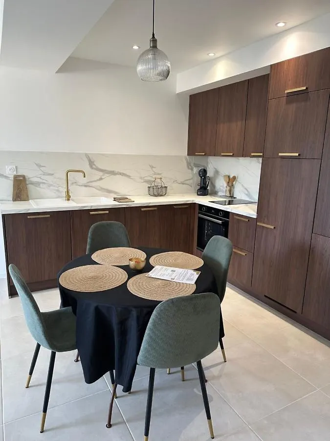 Appartement Neuf Contemporain Lourdes 0*,
